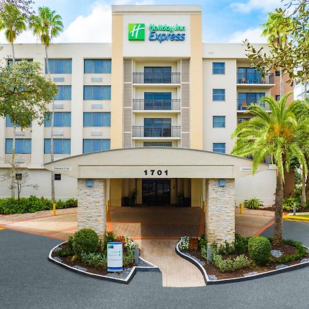 Holiday Inn Express Hotel & Suites Ft. Lauderdale-Plantation By Ihg Екстериор снимка