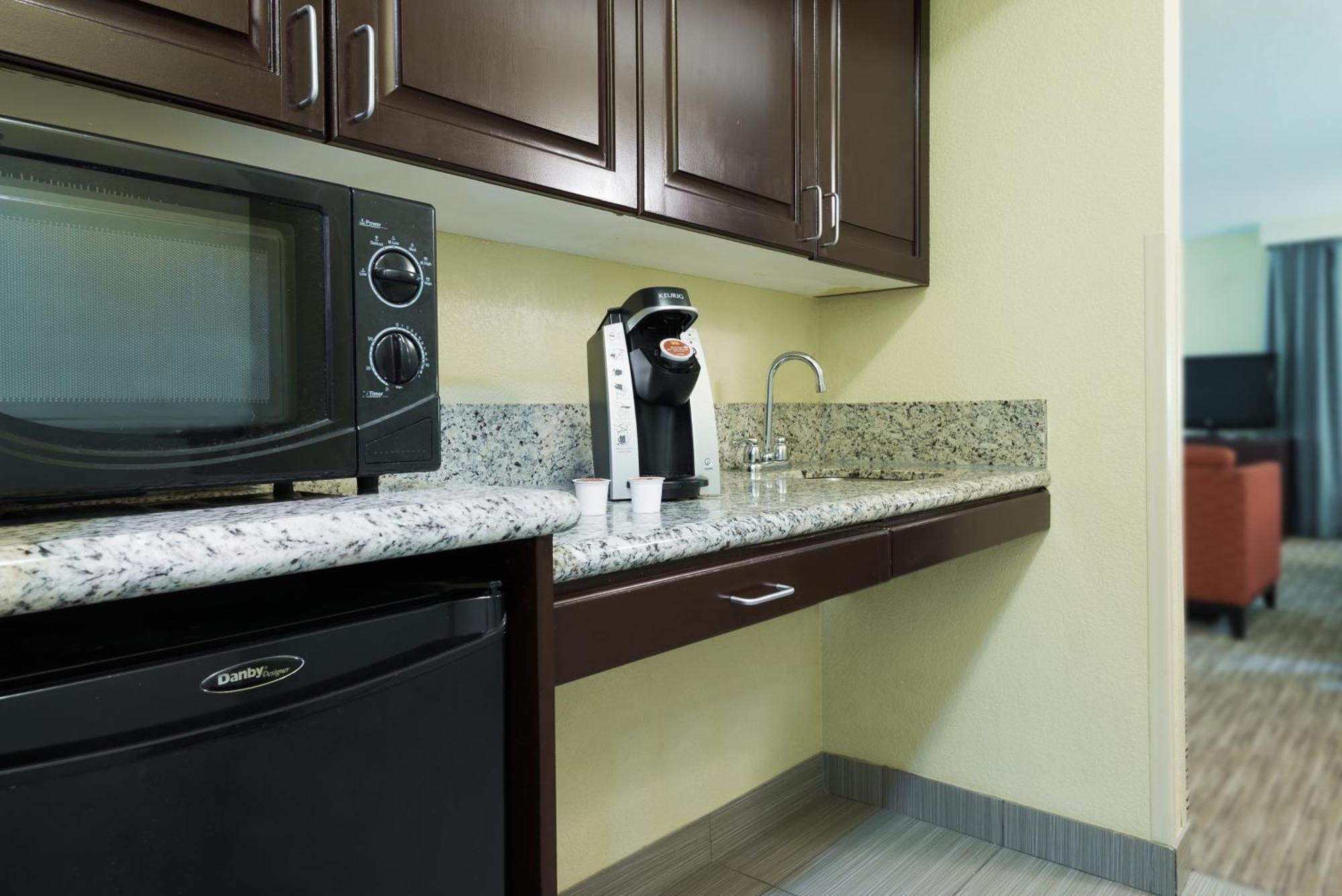 Holiday Inn Express Hotel & Suites Ft. Lauderdale-Plantation By Ihg Екстериор снимка