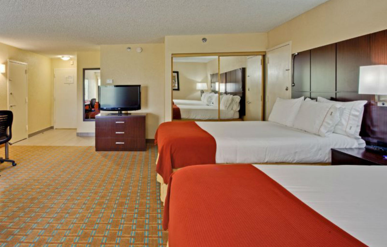 Holiday Inn Express Hotel & Suites Ft. Lauderdale-Plantation By Ihg Екстериор снимка